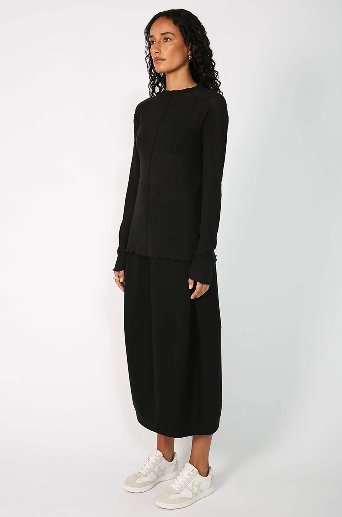 form top / black
