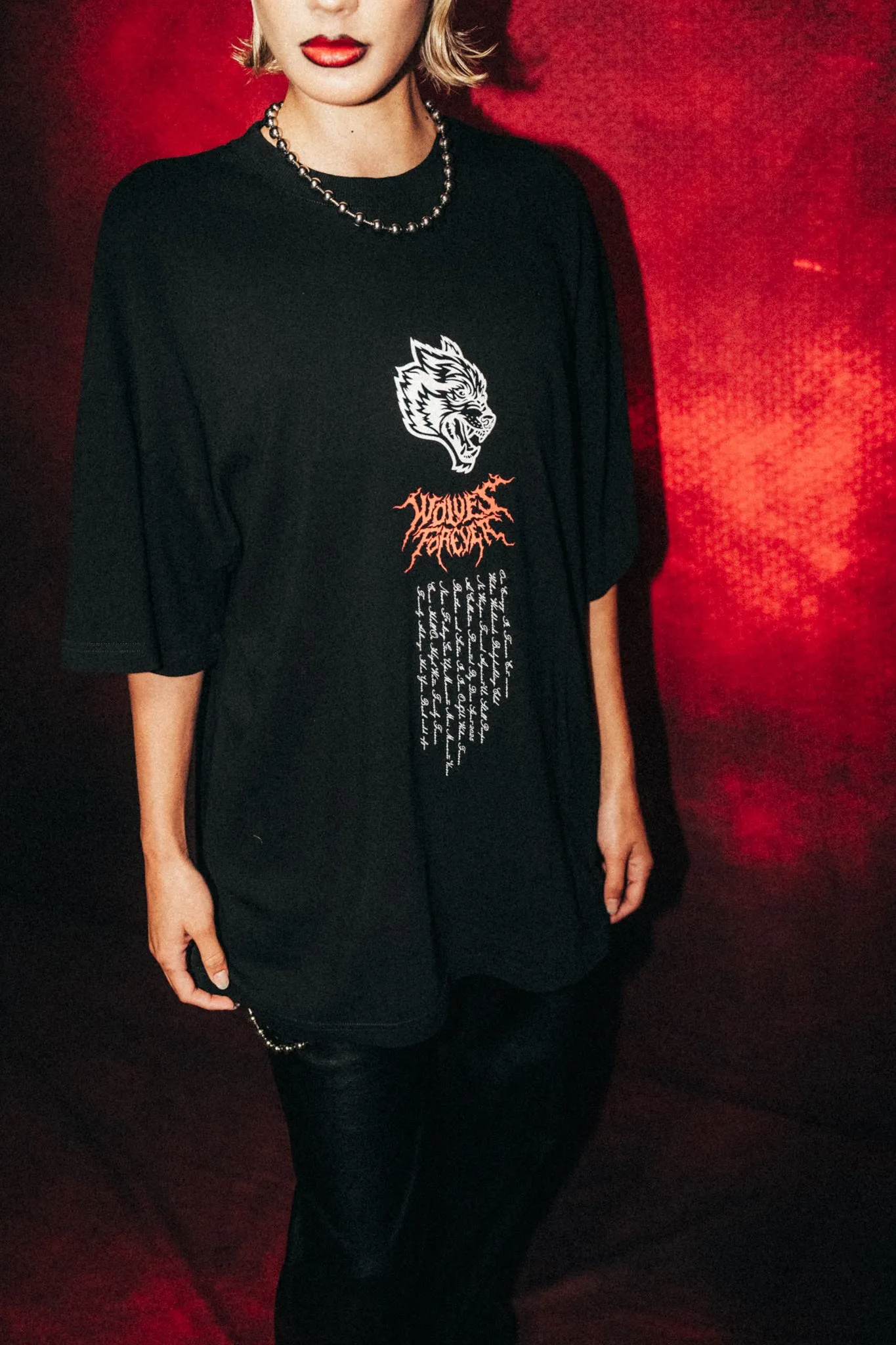 Hesh Wolf "Premium" Oversized Tee in Black